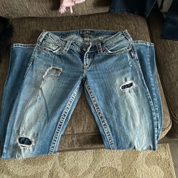 Silver - Picture 3 of 3